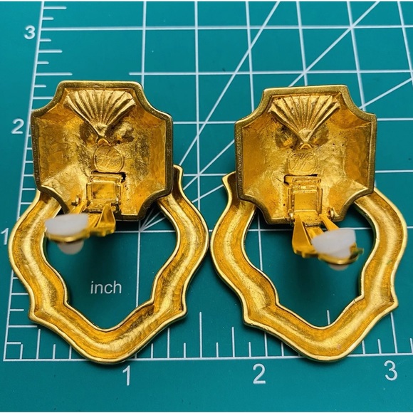 Karl Lagerfeld Door Knocker Gilt Gold Tone Clip On Statement Earrings - Picture 3 of 4